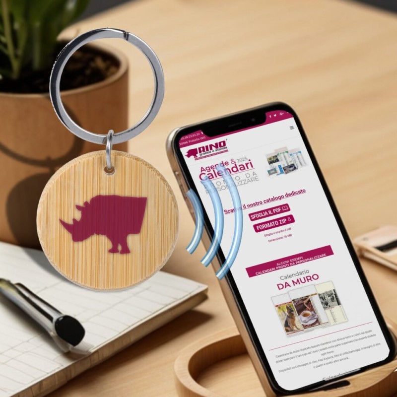 Portachiavi in bambù con chip NFC su Carrellopromozionale.it